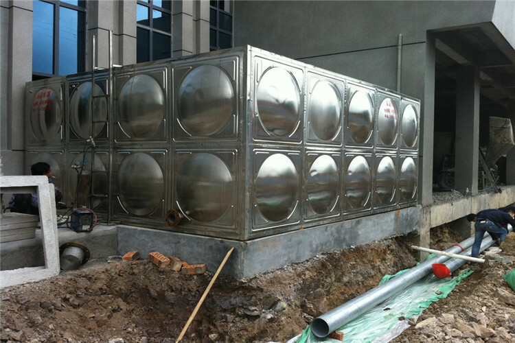 不銹鋼消防水箱在清洗過程中需要注意哪些隱患？